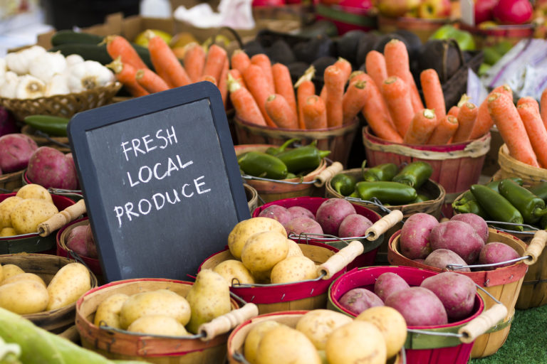 Build community by volunteering at the Northside Farmers Market